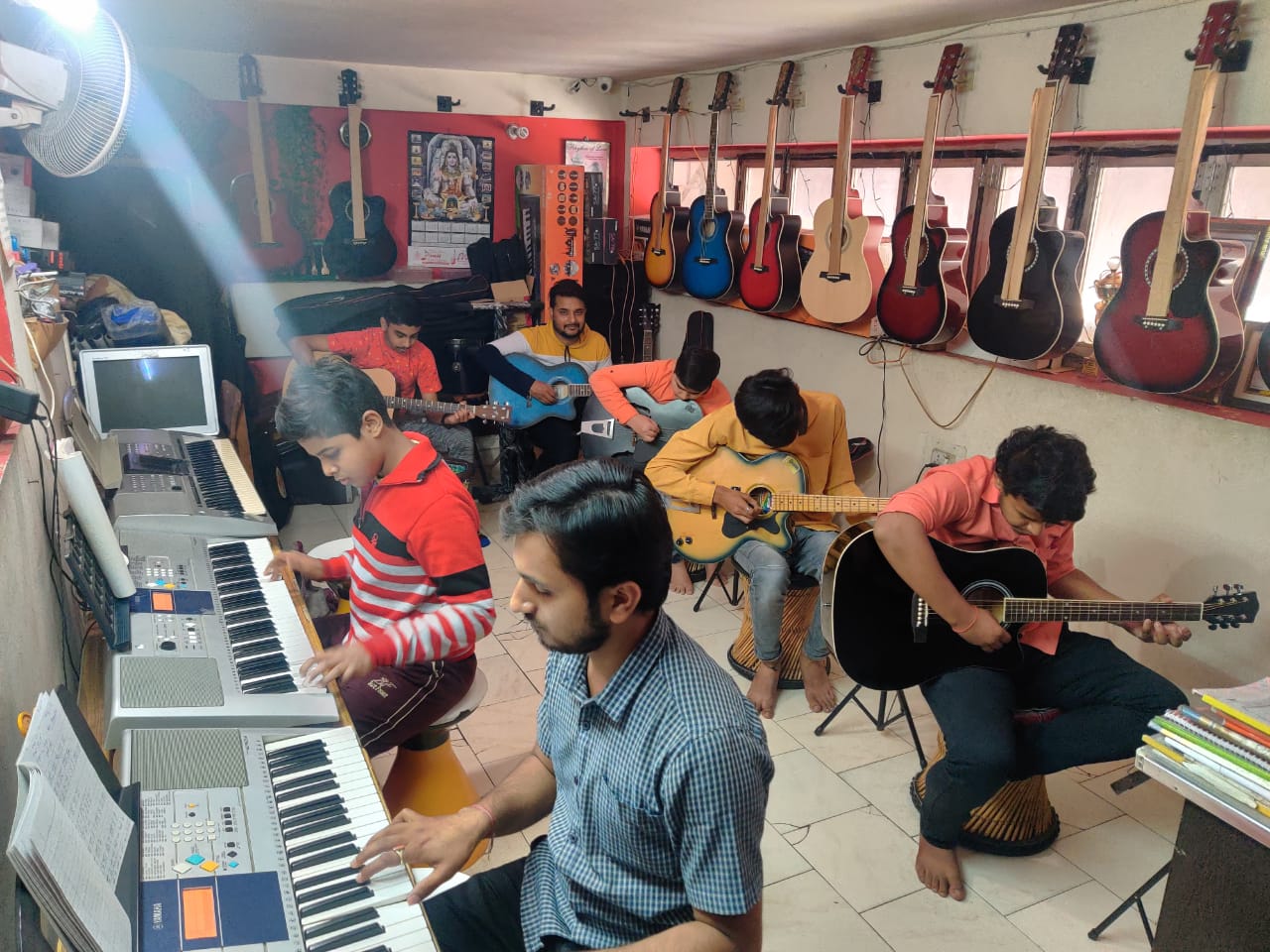 AMIT MUSIC CLASSES AMIT MUSIC CLASSES